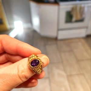 10k heavy vintage class ring. Size 6